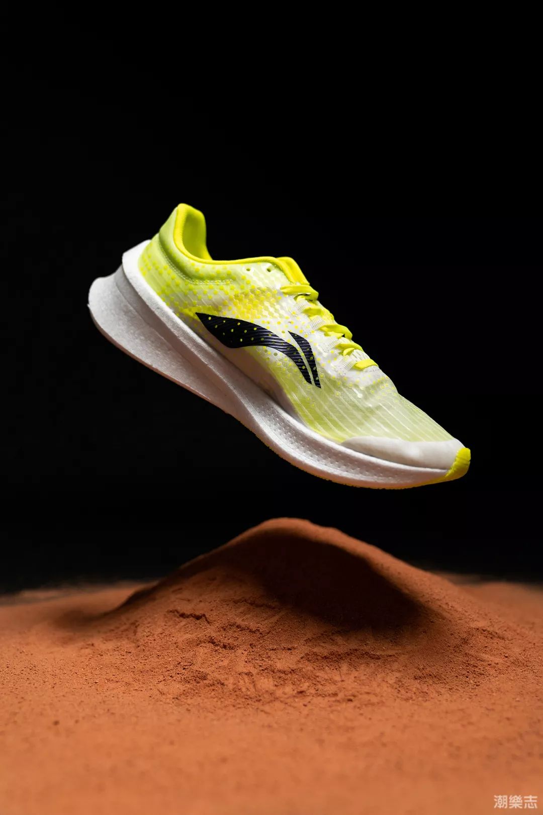 嗜鞋扬言在跑鞋领域世界顶尖的李宁42到底有多大能耐