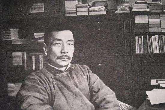 为何库切、加缪同样得了诺奖,在中国却不如马尔克斯流行? - 读书园地 - 濠滨论坛