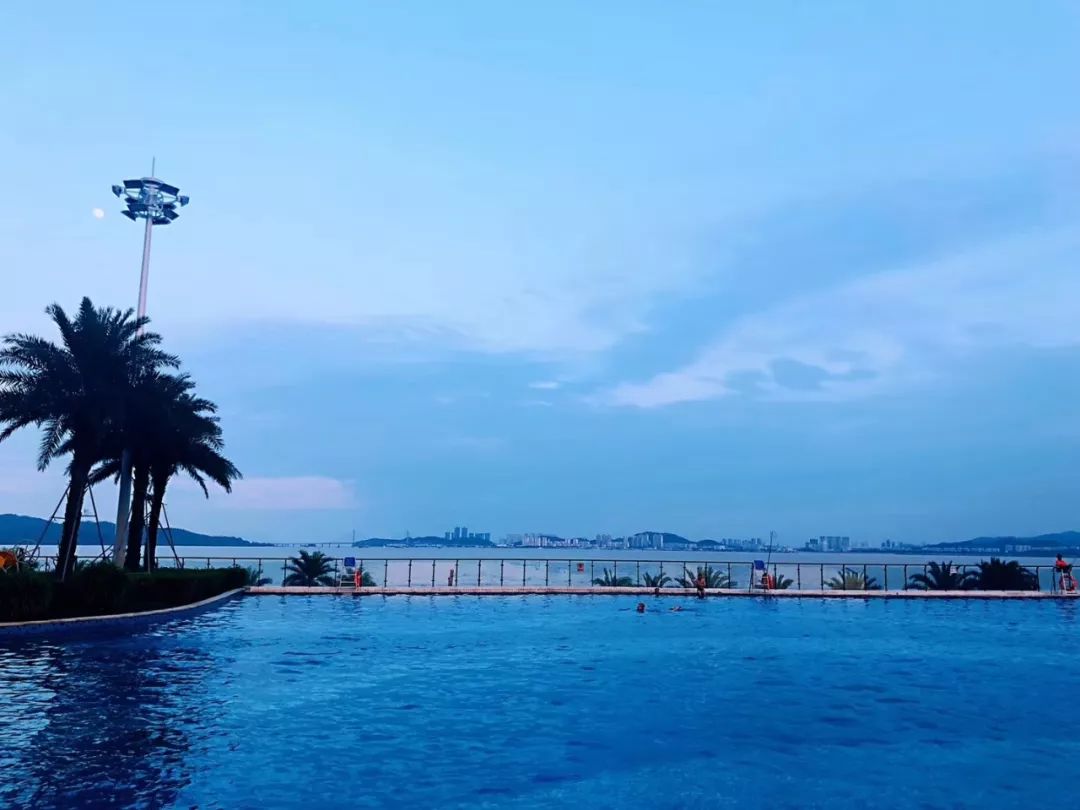 399抢中山敏捷复式2房1厅咸水温泉楼顶网红天际泳池5000㎡泳池3选1