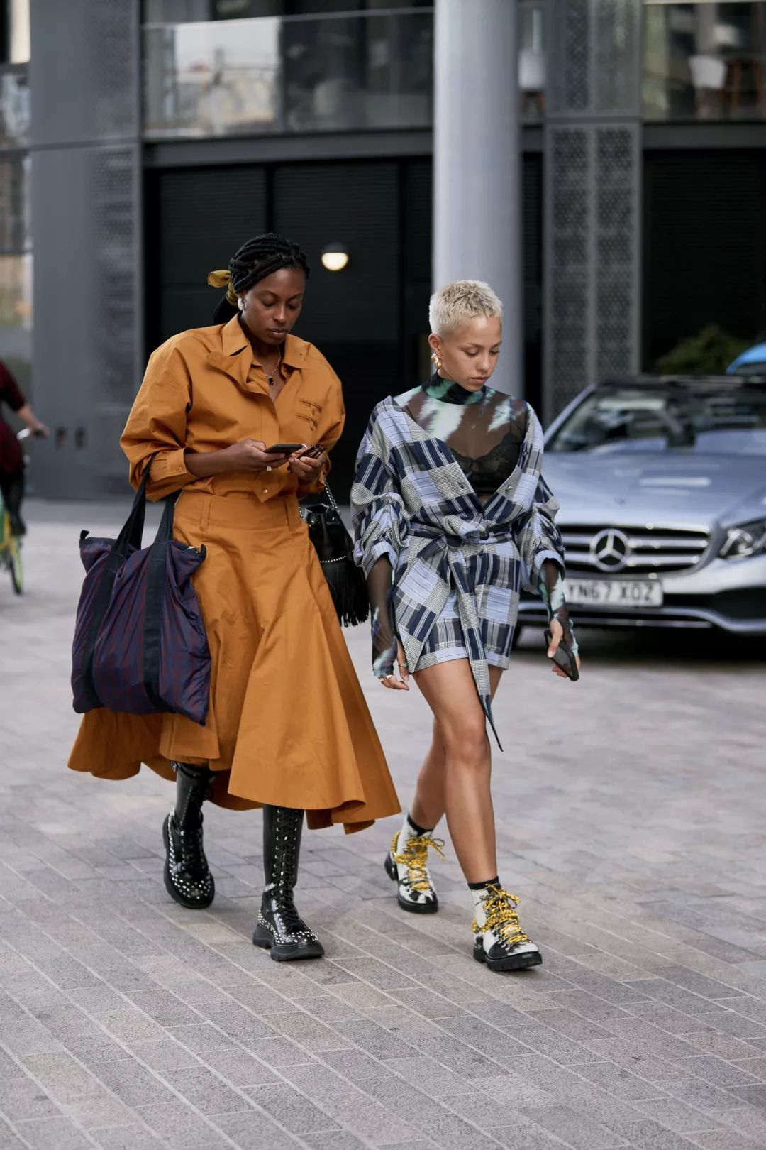 时装周街拍伦敦街头风格2020春夏时装周