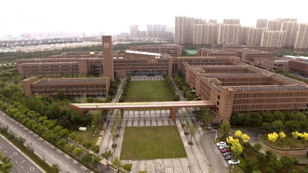 绽放艺术教育之花造就德艺双馨之才浙江省宁波市鄞州中学体育艺术教育