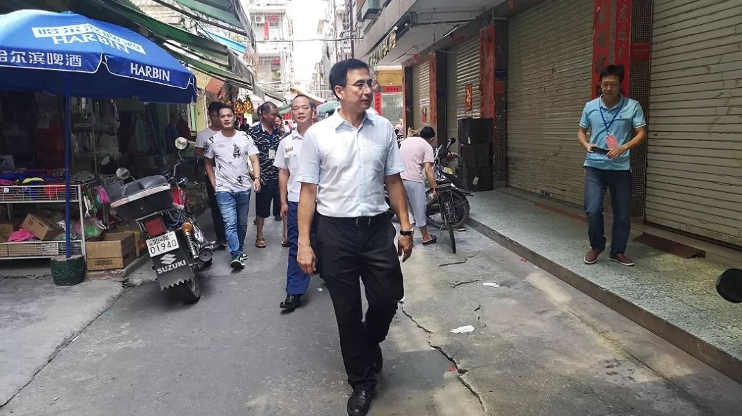 海丰县委常委常务副县长卓凛波带队开展中秋国庆节期间消防安全大检查
