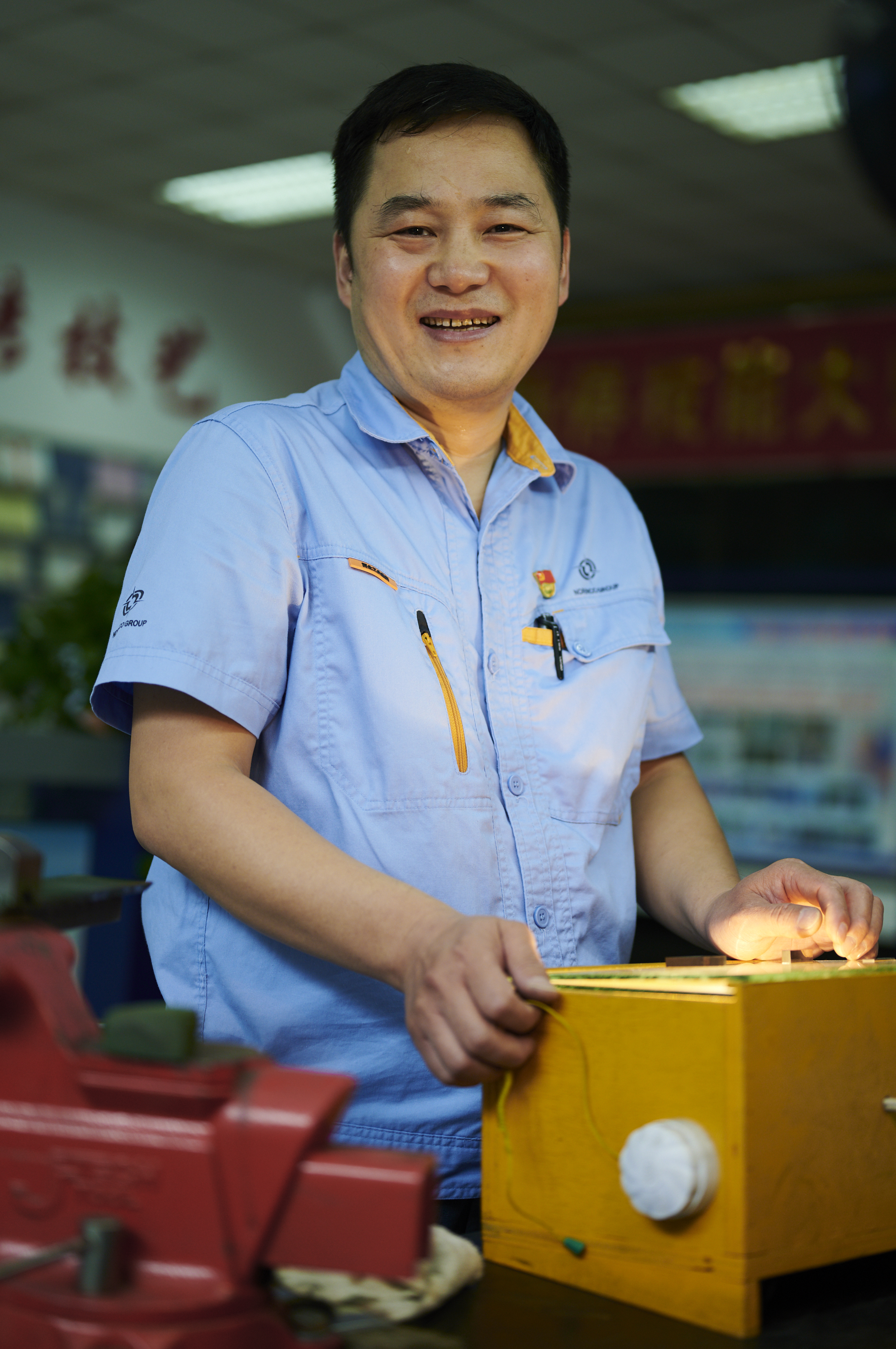 中国梦大国工匠篇张新停制万件量具为炮弹立规矩