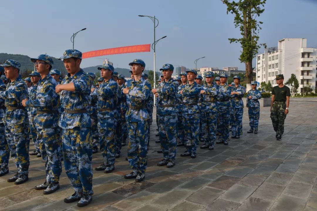 大一军训特辑来了