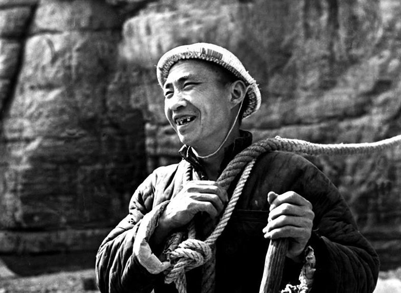 精神之渠永不断流红旗渠精神新时代传承录