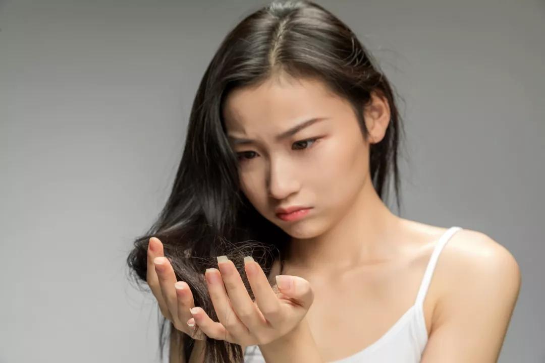了解脱发背后的故事：寻找属于你的治疗之道