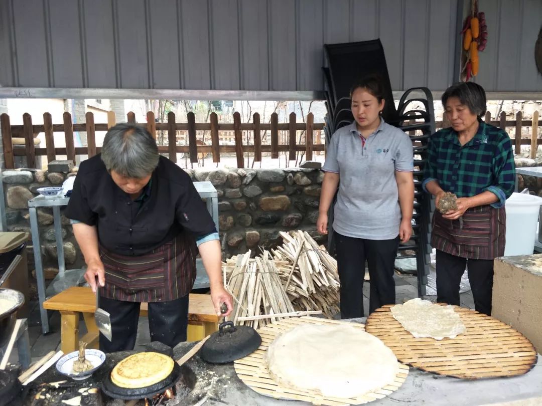 如何让"高山深沟"变成"绿水青山?骆驼湾里有答案