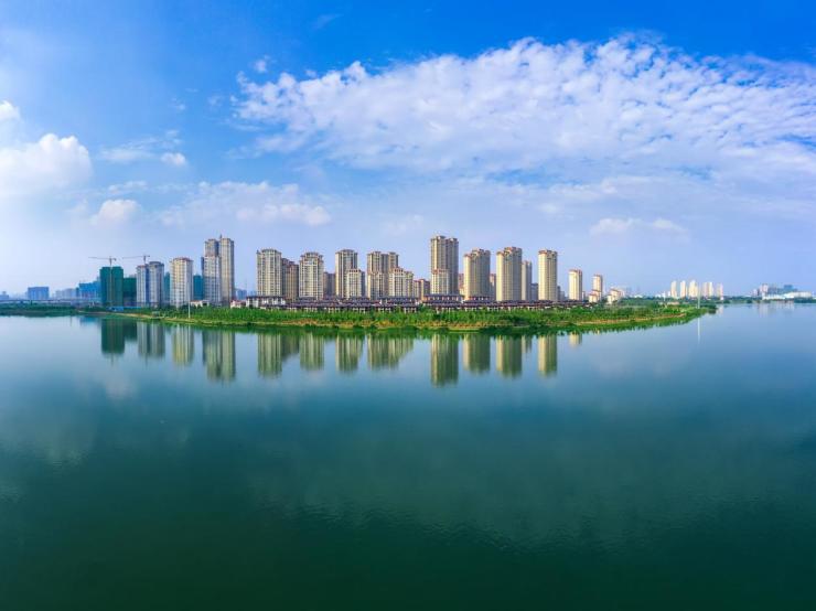 地产大咖走进黄家湖那个一直低调的楼盘价值被低估了