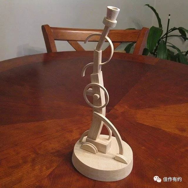 男子用31万根牙签打造了一个城堡模型细节丰富令人惊叹