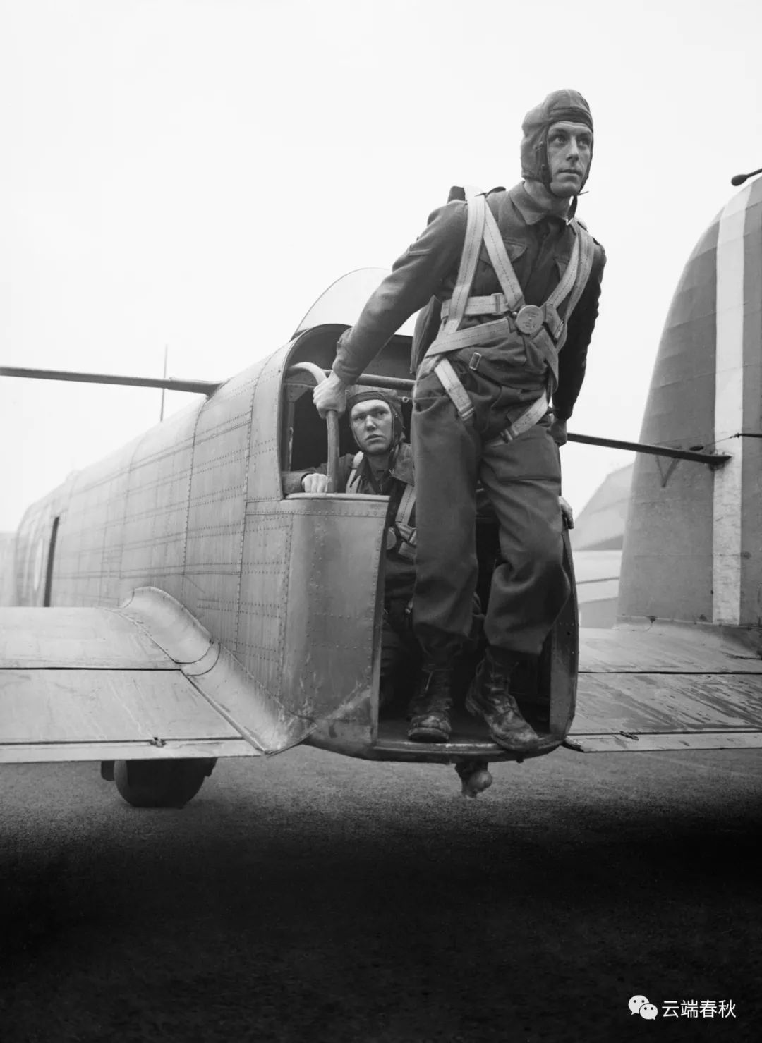 自古及今飞行员那些逃生术是怎样的