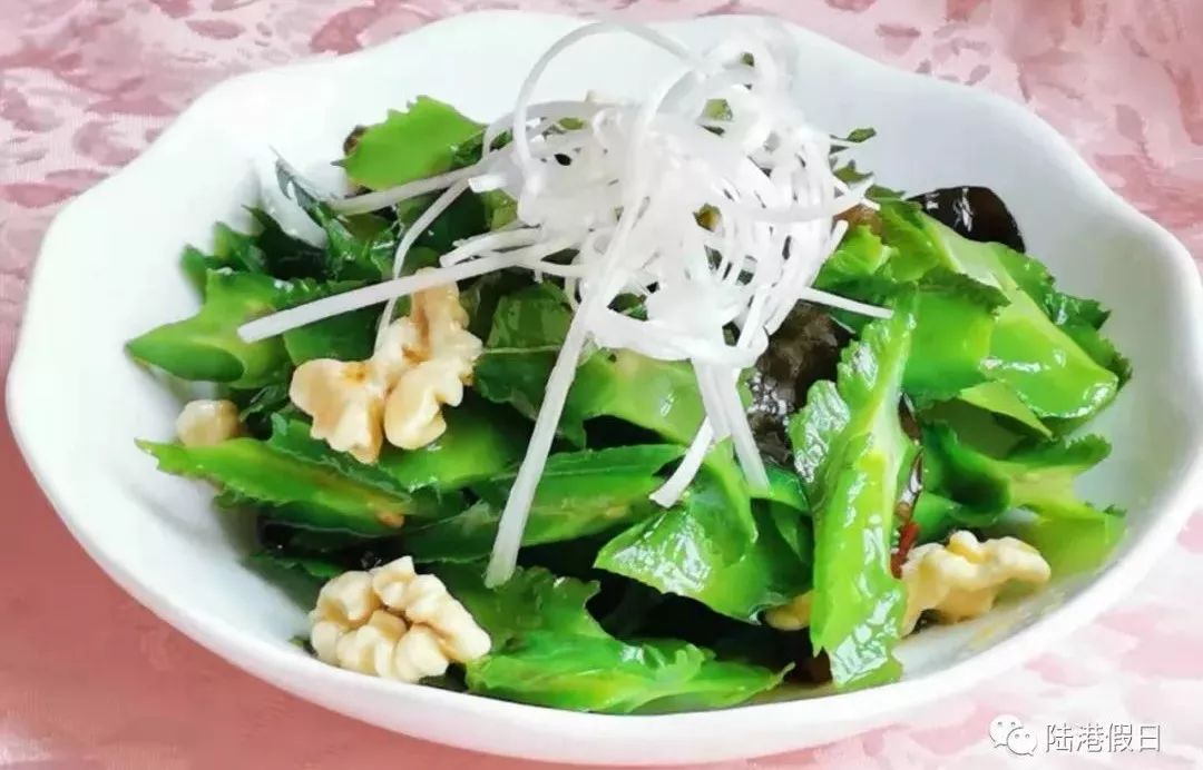 陆港假日酒店新推菜品!_桃仁