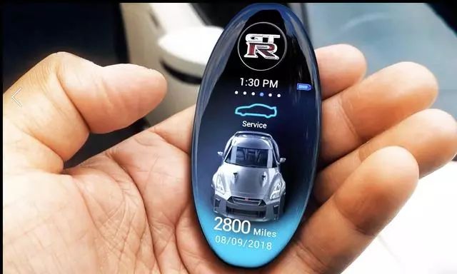 全新日产gtr最炫的不是外观而是这把棒到极点的智能钥匙