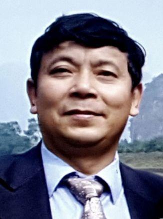 黄光兴作者黄光兴,现年59岁,布依族,中共党员,贵