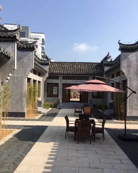 秋游黄山顺便30多万买套房,想体验戳这里!_黟县