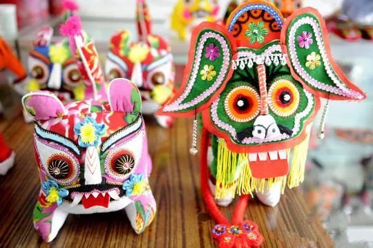 非物质文化遗产鄠邑渐消逝的布老虎习俗