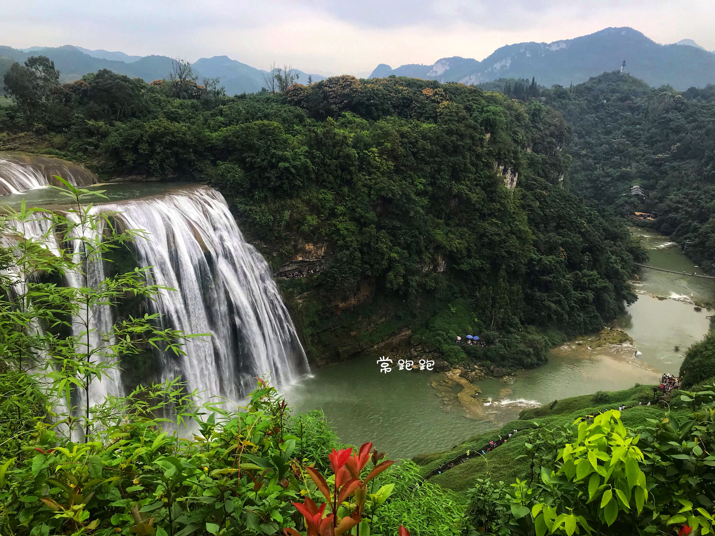 貴州安順最潮玩法:黃果樹瀑布c位打卡 石頭寨裡翻出桃花源_生活