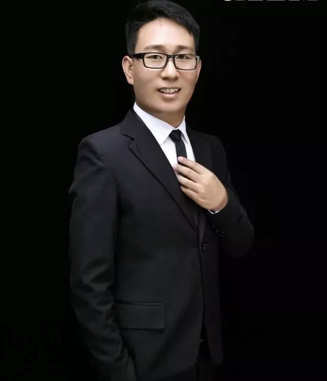 乔占军律师,中共党员,毕业于新疆塔里木大学法学专业,法学理论经验