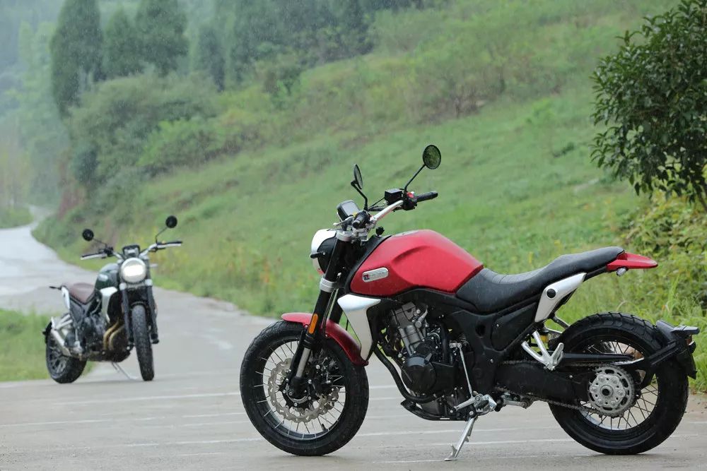 国产首款单摇臂scrambler凯越500f初体验