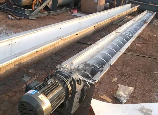 螺旋输料器磨损修复