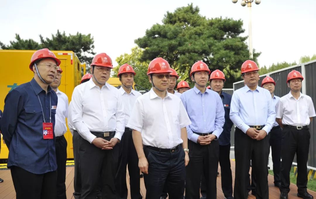 寇伟辛保安检查庆祝新中国成立70周年活动保供电工作