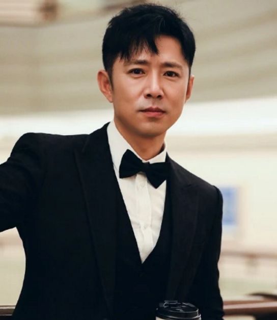 还记得情深深的尔杰吗如今27岁长相堪称低配版尓豪