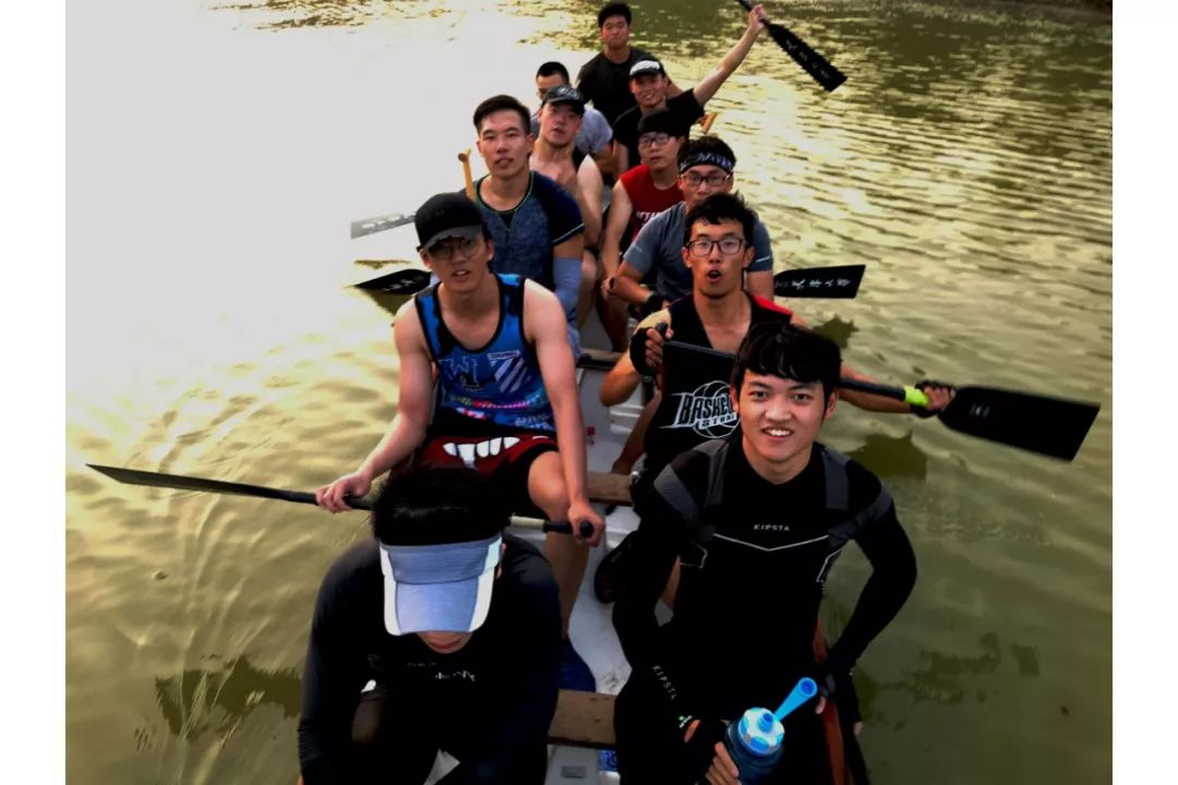 赛讯| 天津大学龙舟队参加2019"一带一路"海河国际龙舟赛取得佳绩