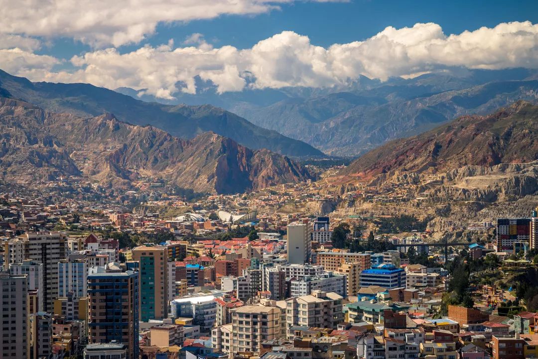 形成了一道独特的风景线,这座充满惊喜的城市同样是玻利维亚最超值的