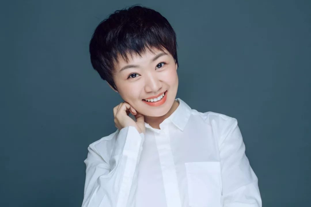 阳阳新疆949交通广播《精彩车生活》节目主持人 天博新疆949交通广播