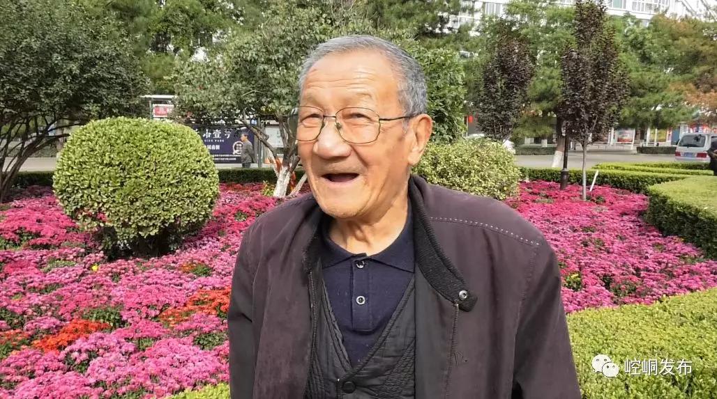 市民 杨万锺:"你看这个地方好不好,平凉是多么可爱的地方,它是一个
