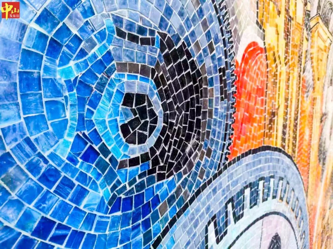 8层楼高国内最大室内马赛克壁画惊艳亮相中山在哪