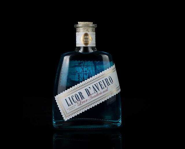 外国原来也有白酒一起来看看外国的白酒外包装长什么样