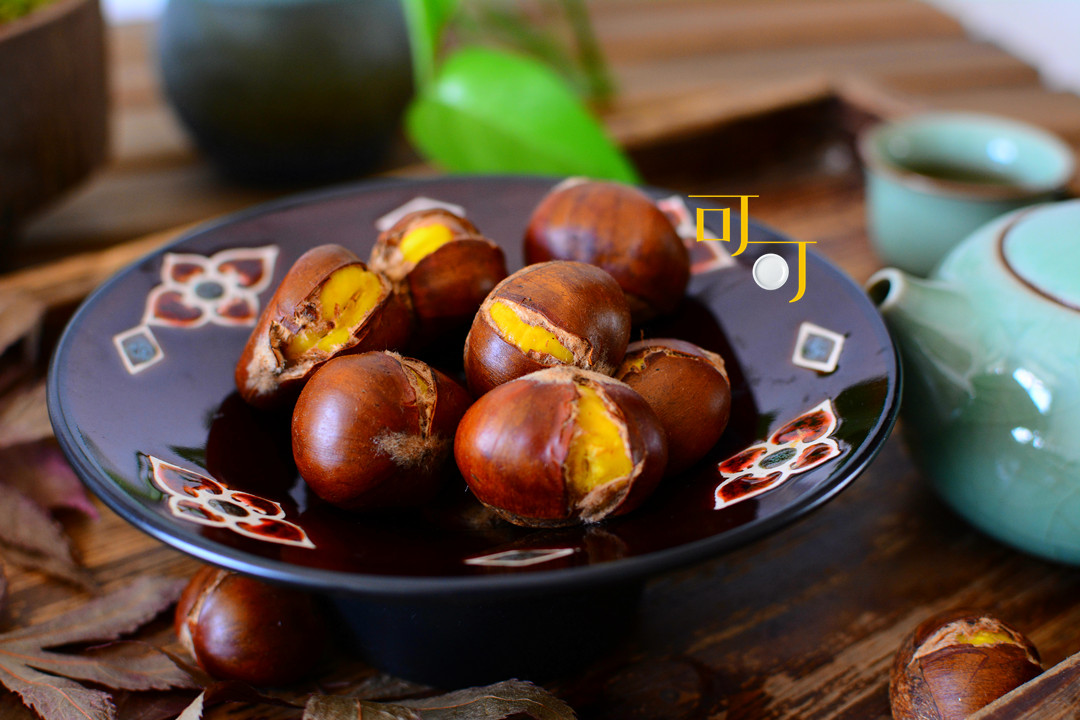秋风起栗子甜不加油不加盐的农家炒栗子自己炒着吃太香了
