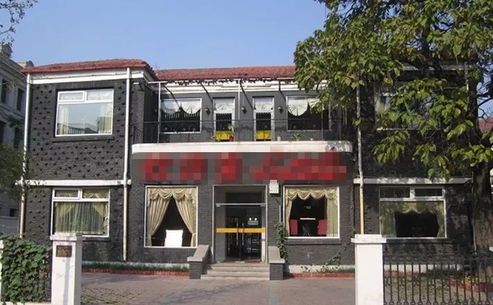 游洋楼马场道162号疙瘩砖巧作点缀