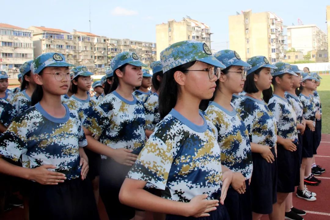 梦想从东洲起航海门市东洲中学2019级初一学生入学系列活动三