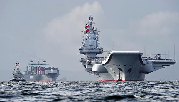 "惜秦皇汉武,略输文采;唐宗宋祖,稍逊风骚.