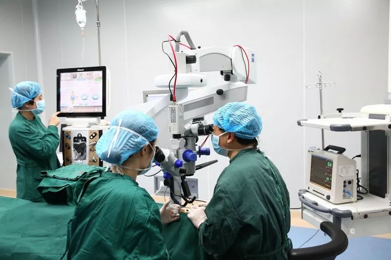 绵阳市涪城区十大名医董万江我是你的眼