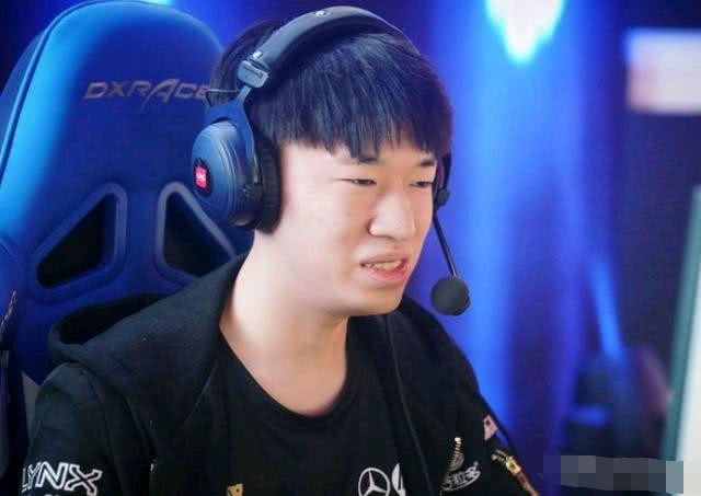 皇族神超rng想在s9有成绩的唯一方法就是小虎觉醒