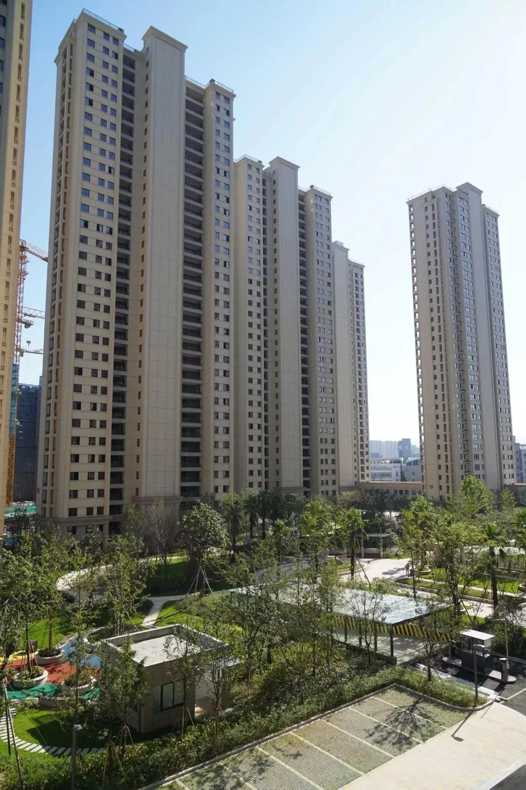 首站就来到了被瓯海区新桥街道老百姓称为"瓯海最美安置房"的望湖景苑
