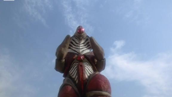 盖亚奥特曼从神秘城市的乌克巴尔来到地球的守护兽鲁克