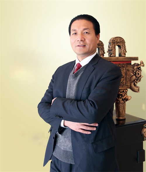 眼保镖杨小强努力做到让天下没有难受的眼睛