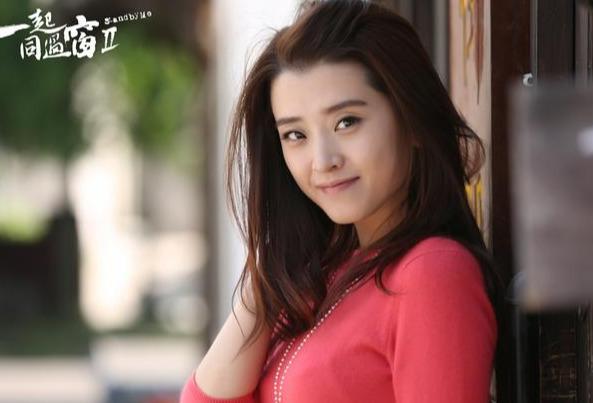 当然,在剧中林洛雪的设定是女神,长得漂亮而且气质