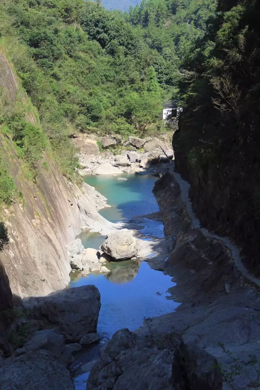 路过初秋将天台龙溪龙潭幽谷绝壁怪石自然美景一网打尽