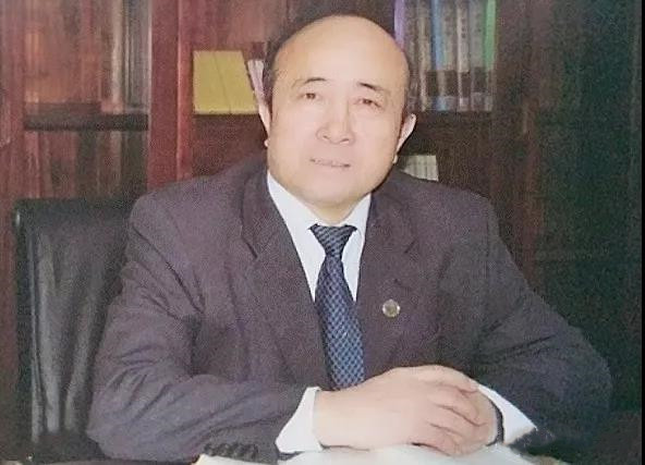 山东中医药大学基础医学院姜建国教授精研《伤寒论》近40年,思维鲜明