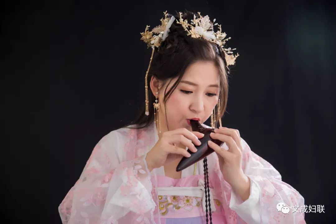 少儿艺术课堂少儿陶笛班开课啦