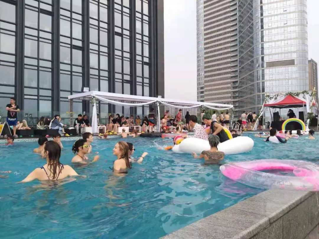 lastsummerparty9月28日杭州户外一线江景无边泳池派对