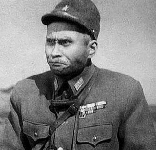 重拍《平原游击队》,为此所有的人都被换掉了,惟独日本鬼子"松井"一角