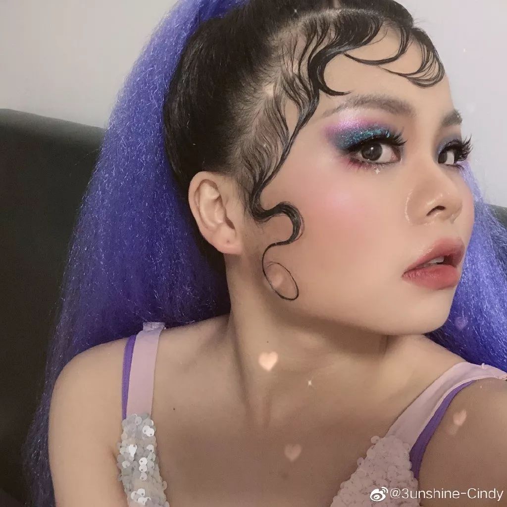 娱乐圈"丑女"逆袭之路._cindy