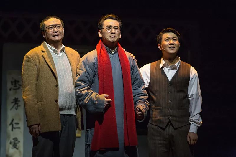 演出丨重庆市话剧院建院70周年暨首届小剧场话剧演出季