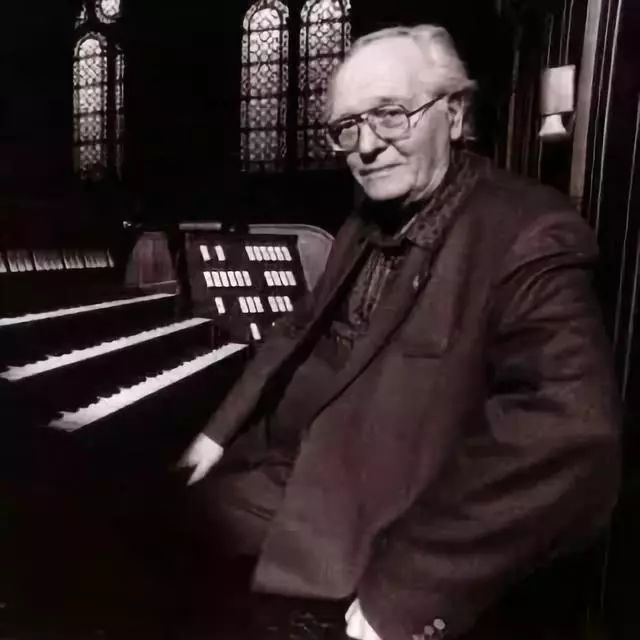 这位被英国查尔斯王子亲邀演奏的旅英中国钢琴家值得令我们骄傲