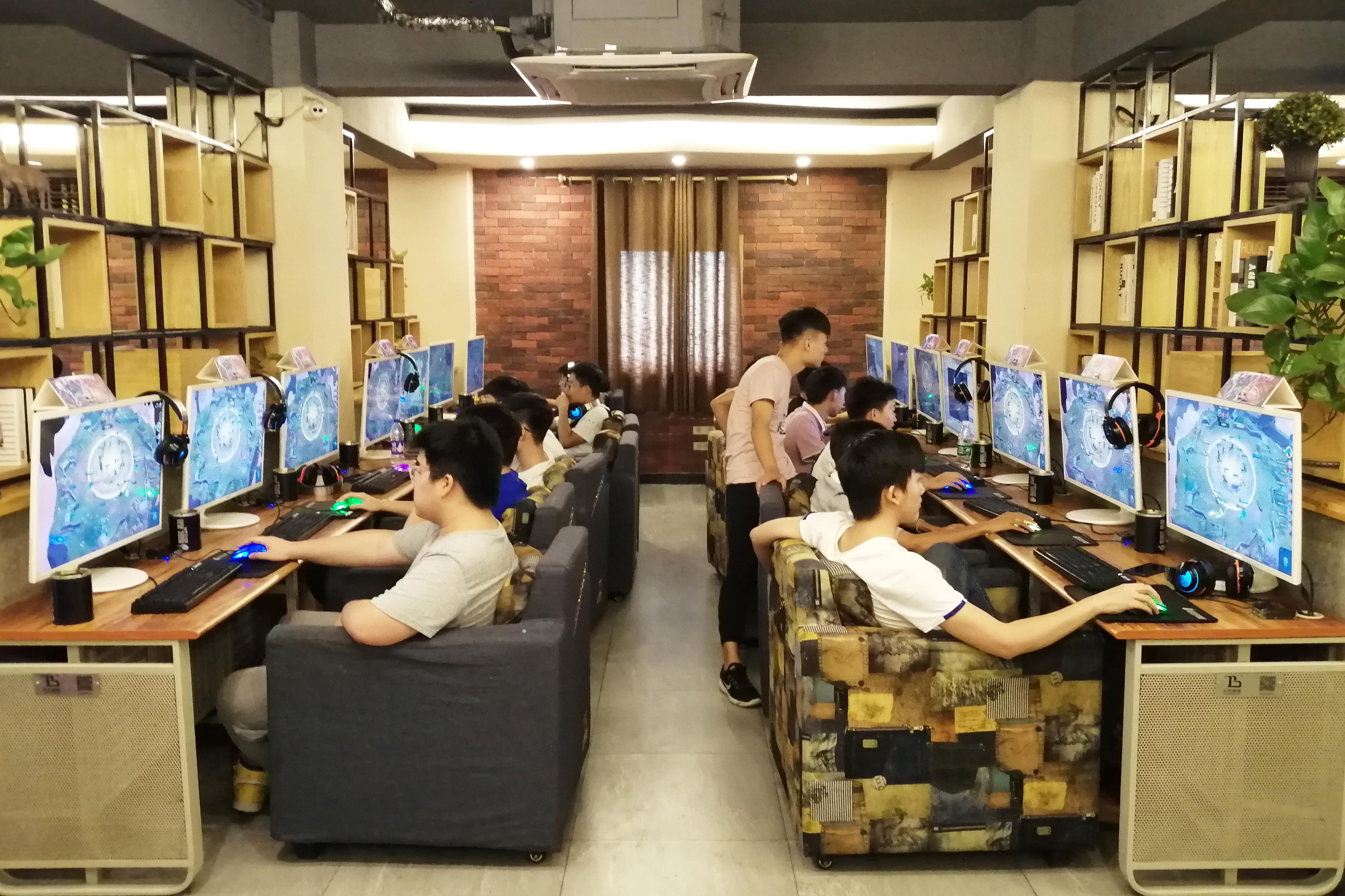 2019英雄联盟特权网吧城市赛是由lol特权网吧来发起的全国性联赛.